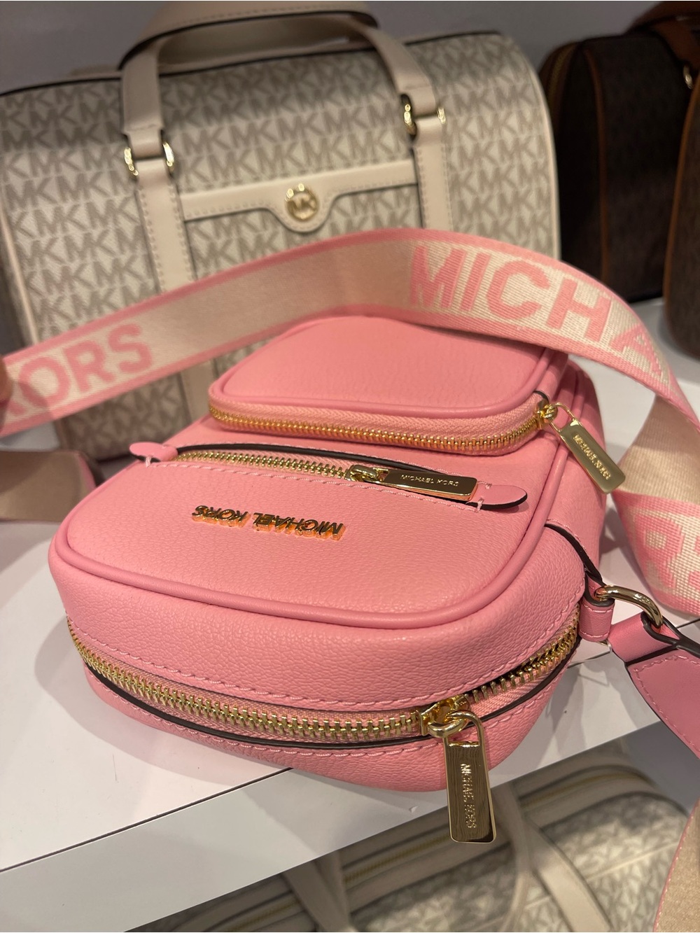 MICHAEL KORS Jet Set Medium Leather Crossbody Flight Bag
Carnation
NWT - Picture 15 of 16